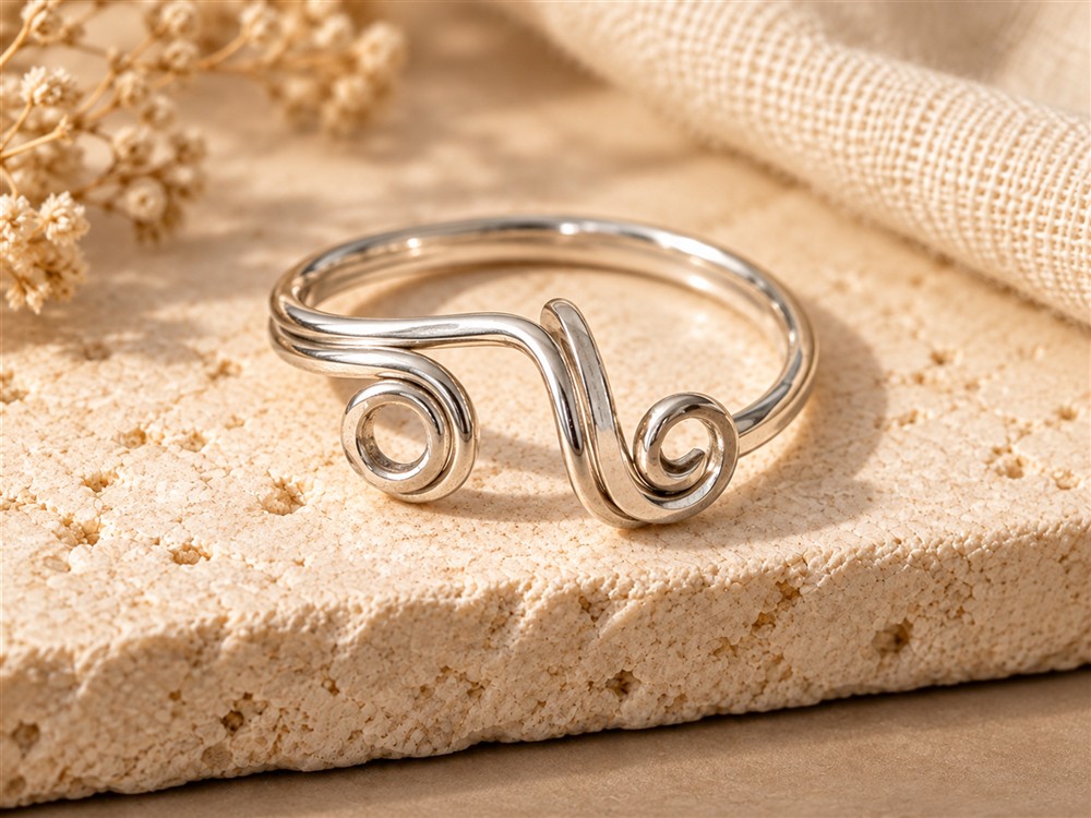 Ring Nr. 12 – Verspielte Spirale